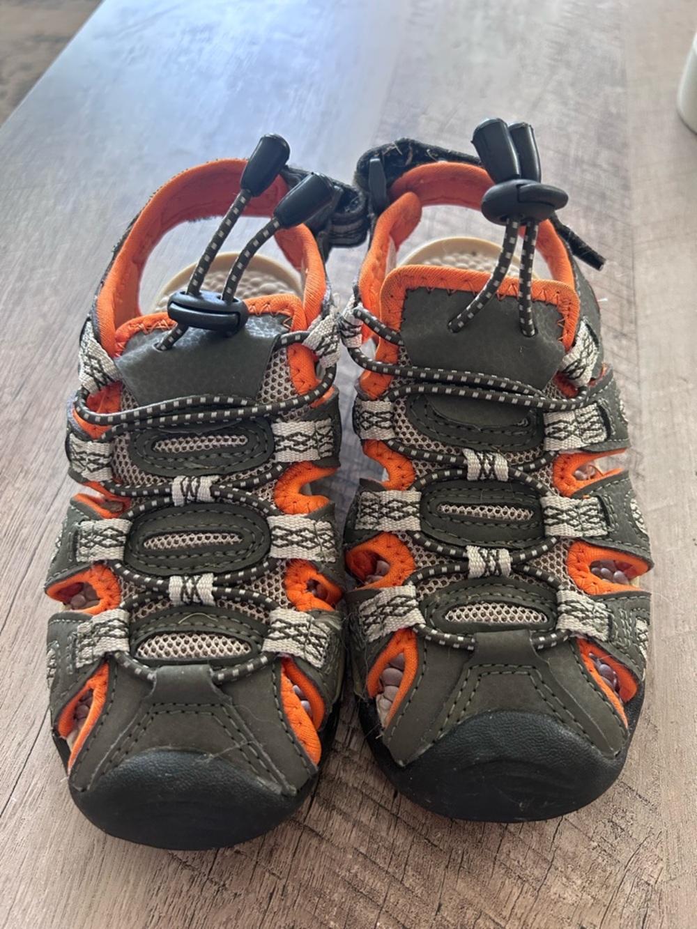 Kids Outdoor Closed-Toe Sandals in Orange and Gray